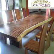 Meja Makan Trembesi Surabaya