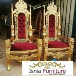Kursi Raja Dan Ratu Desain Ukir Mewah
