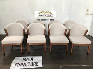 Kursi Cafe Desain Minimalis Putih Natural