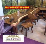 Desain Model Meja Makan Trembesi Bentuk Unik Modern