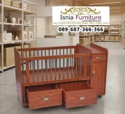 Box Bayi Kayu Multifungsi dengan Laci Penyimpanan